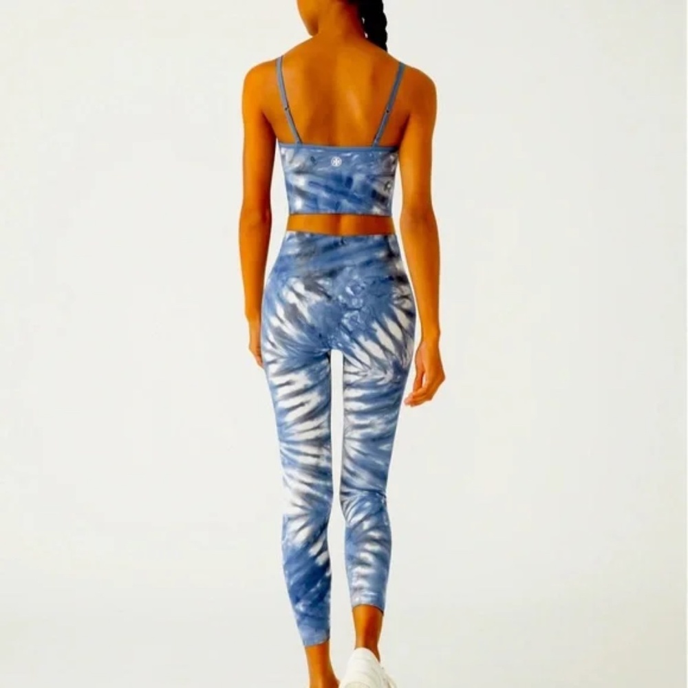 Tory Burch Sport High-Rise Seamless Tie-Dye 7/8 Legging - Picture 3 of 5